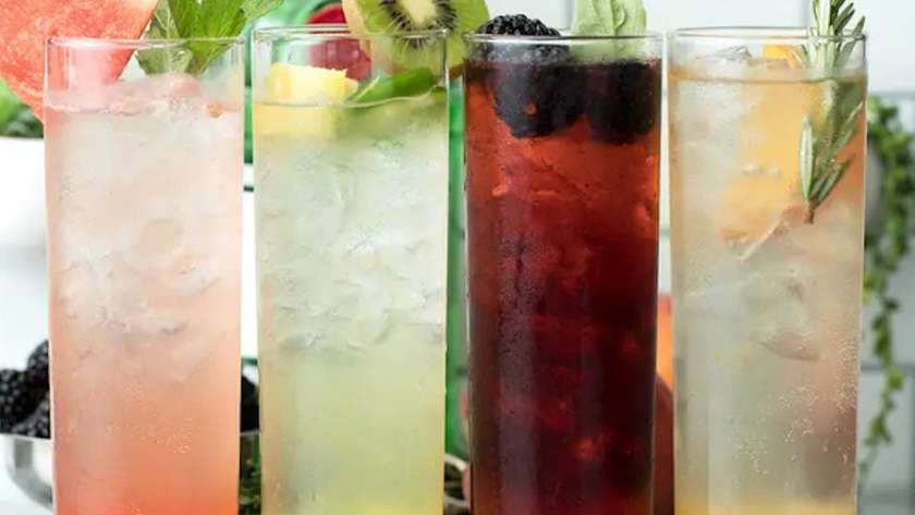 0.7 L Homemade Raspberry Lemonade With Mint And Citrus