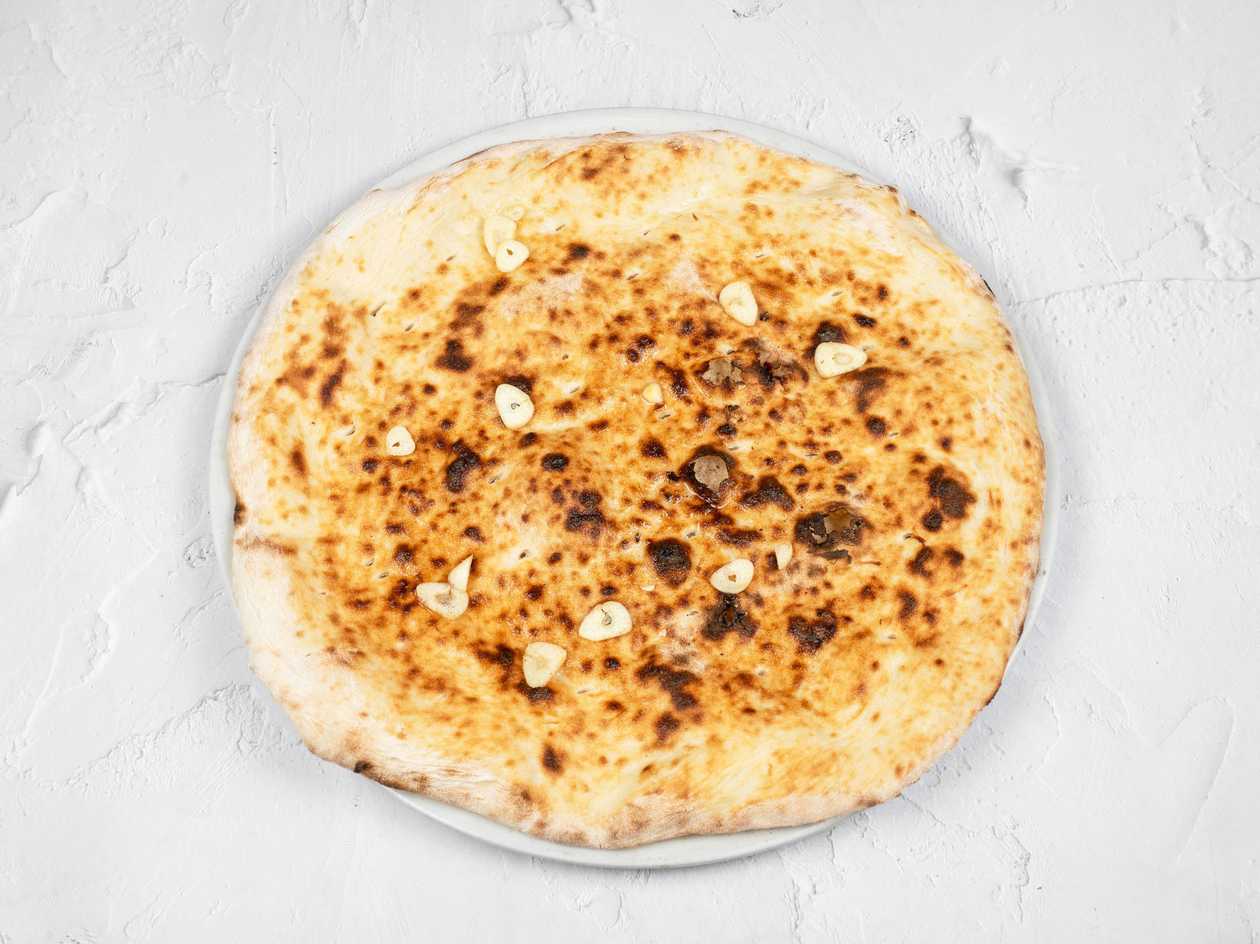 Pizza kruh s češnjakom