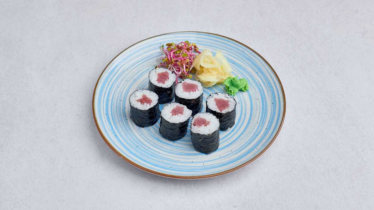Hosomaki boiled shrimp