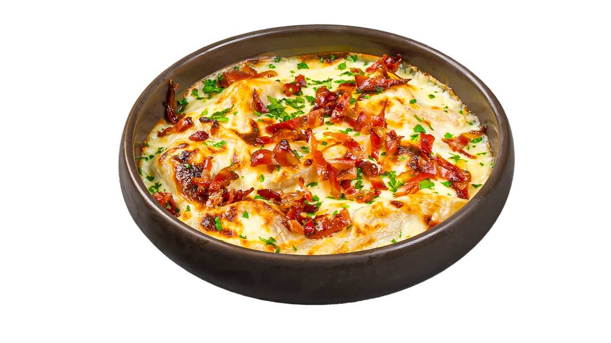 Užkepti koldūnai su sūrio padažu