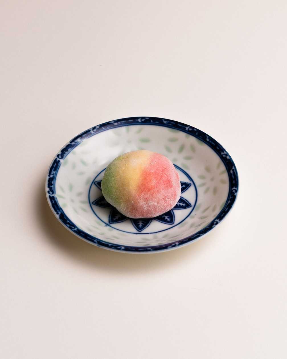 Sasaldēts Mango/Kardamona Mochi