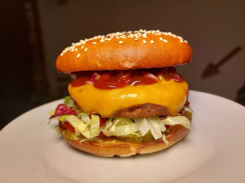BBQ bacon burger