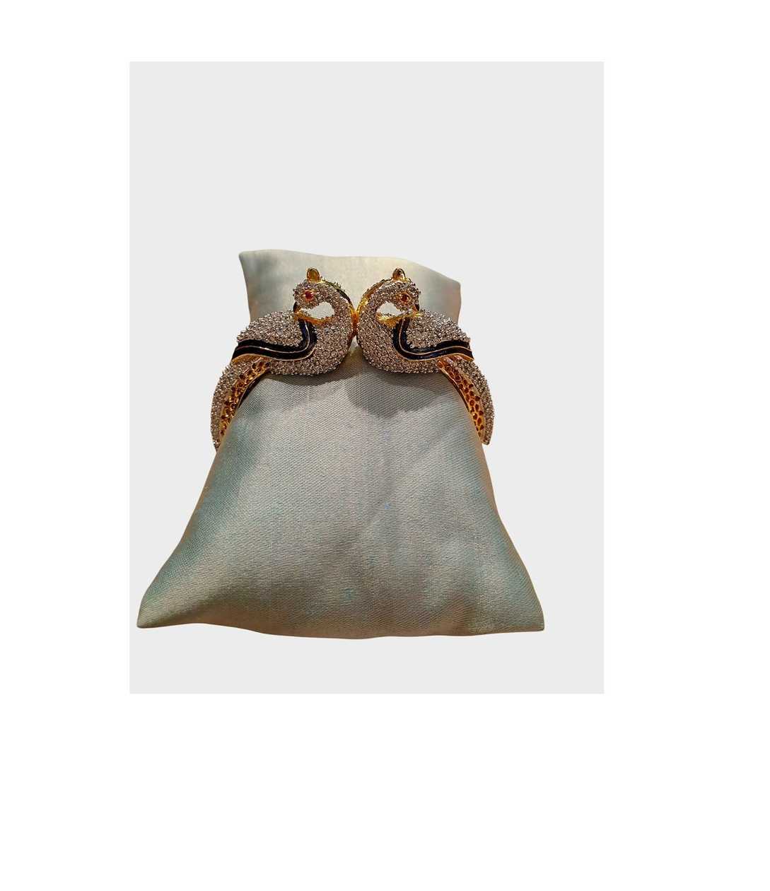 Bangle Bracelet Of Peacock Bird