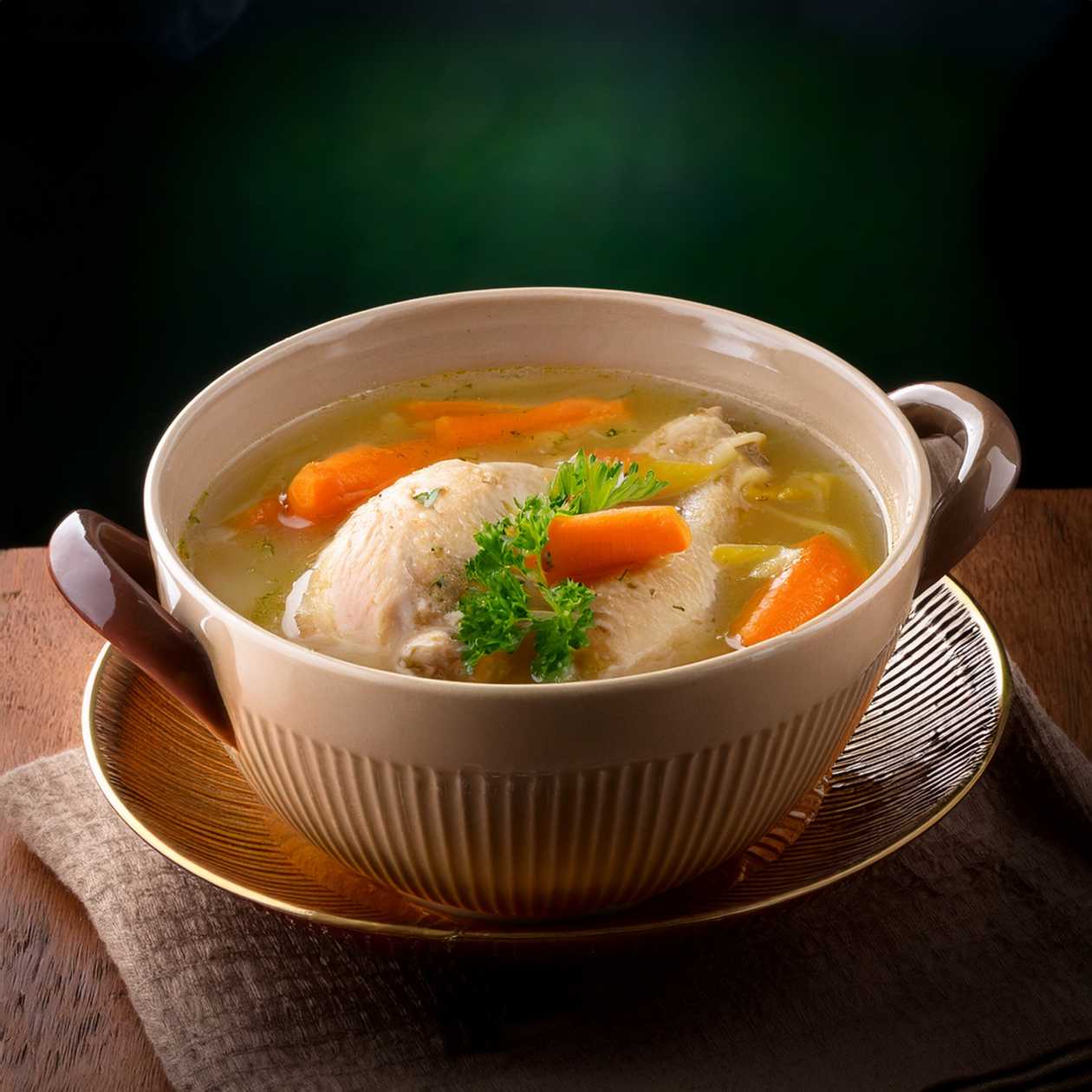 37. Thajská Nudlová Polévka