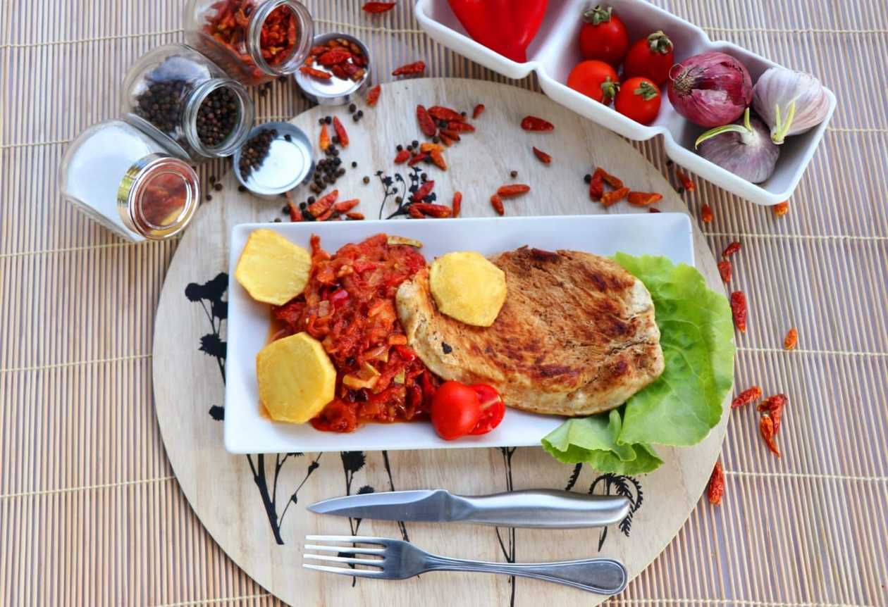 Turkey Breast with Sautéed Vegetables