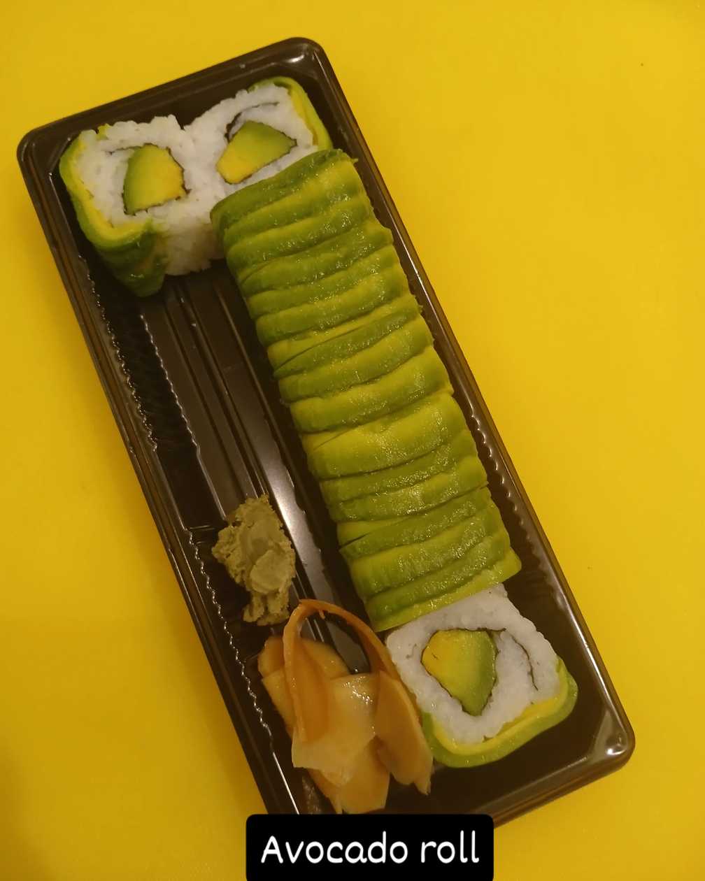 Avocado cucumber roll
