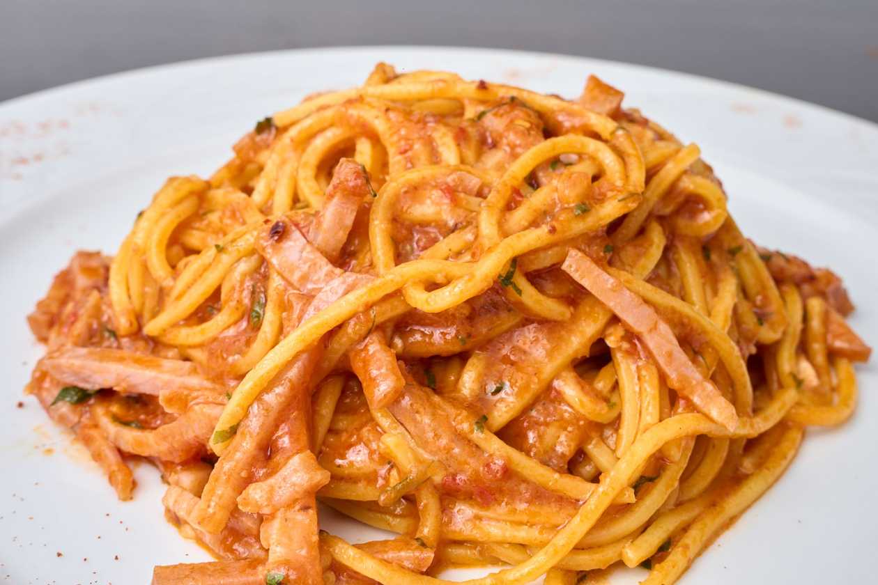 Spaghetti Quadri All Amatriciana