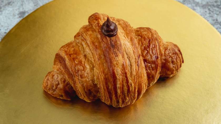 Chocolate Croissant 205-210 gr