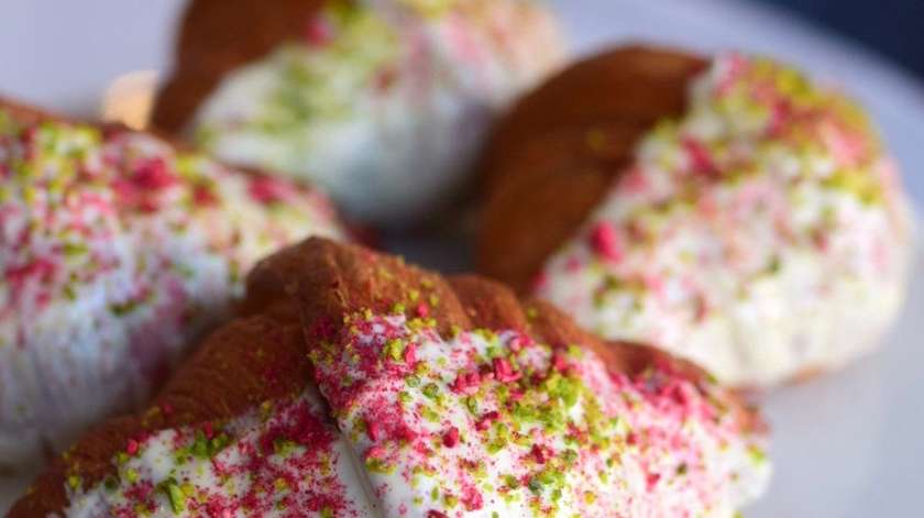 Croissant with Pistachios, Raspberries, White Chocolate