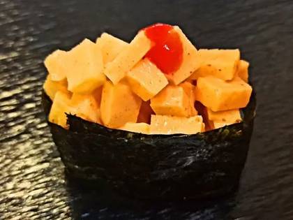 Gunkan Spicy Tamago