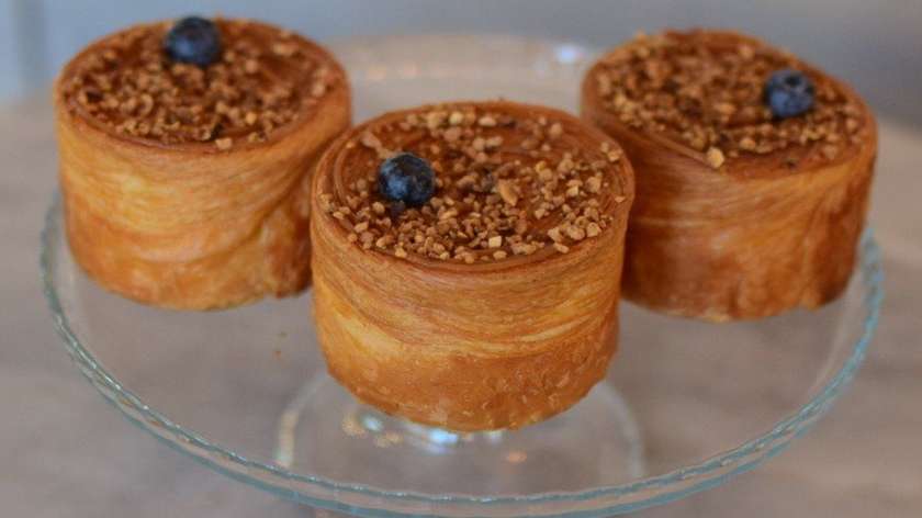 Cruffin with Passionfruit - Mango - Banana Filling, Salted Caramel