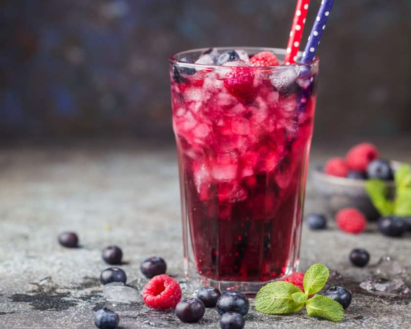 MOSMO Vape Blueberry Raspberry Cherry 40000 Puffs