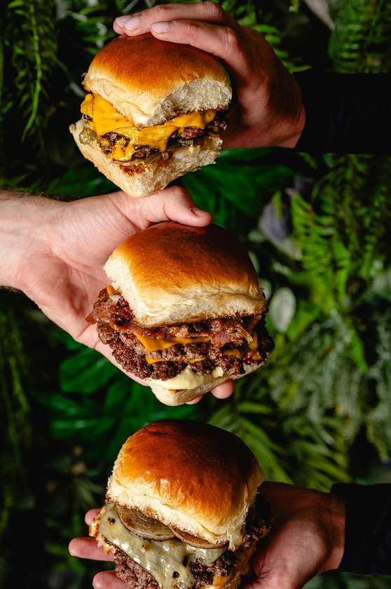 CHEESEBURGER