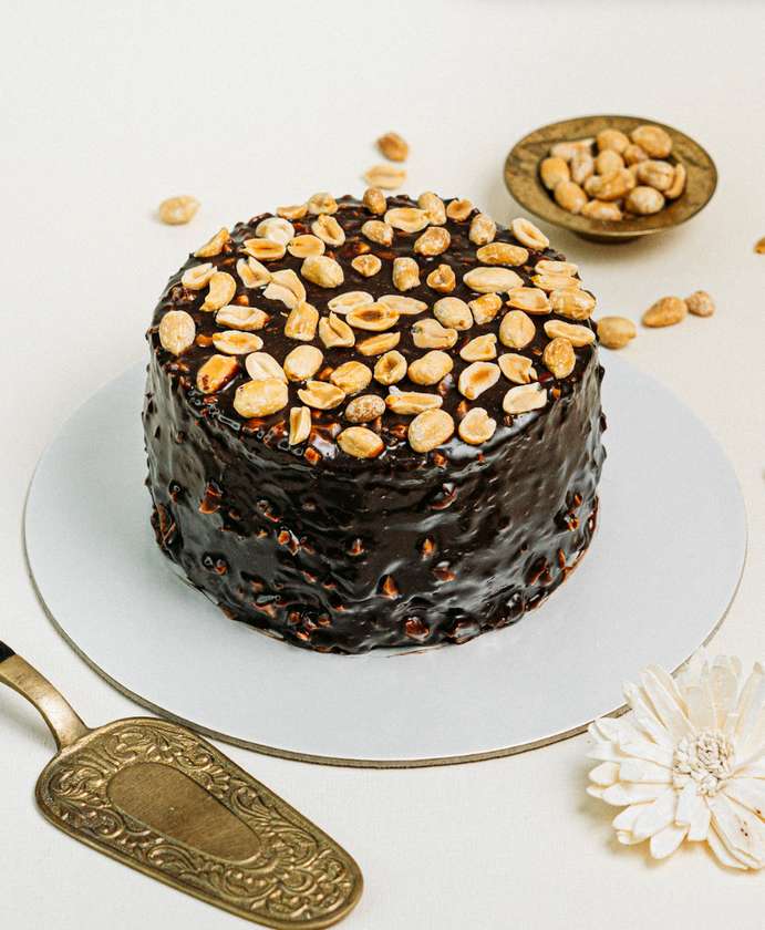 Snickers Cake (Serves 8)