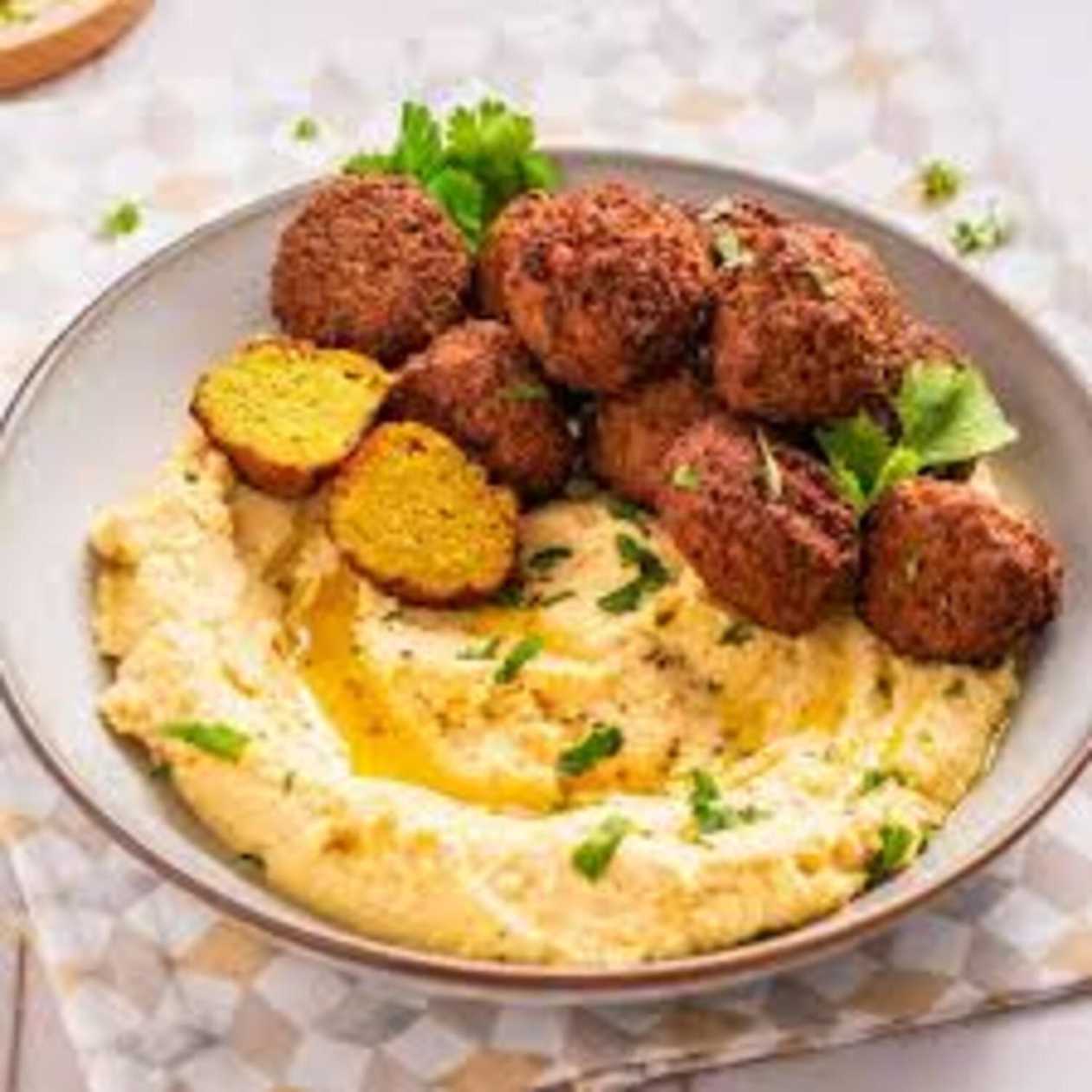Falafel With Hummus