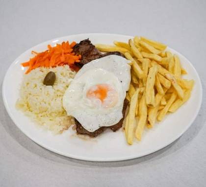 Prego no Prato com Arroz e Batata
