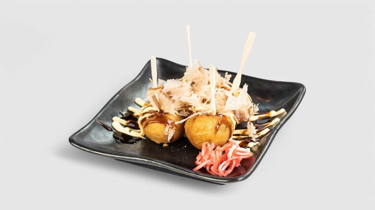 13. Takoyaki (4 pcs)