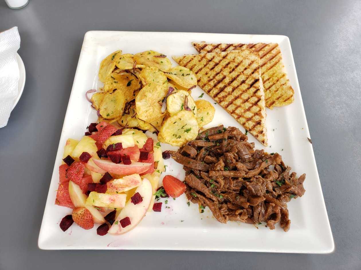 Fadumahindi Breakfast