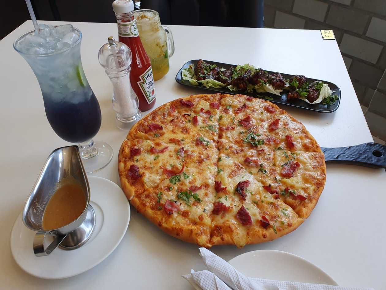 Chicken Pizza