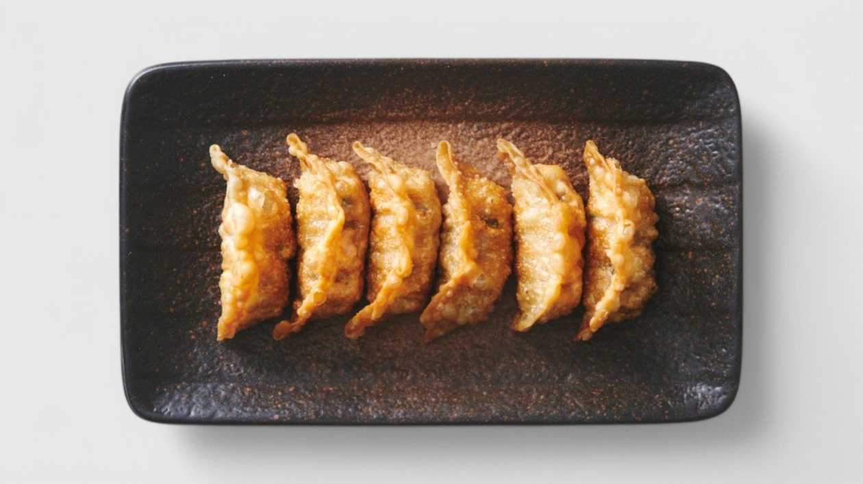 12. Gyoza (5 pcs)