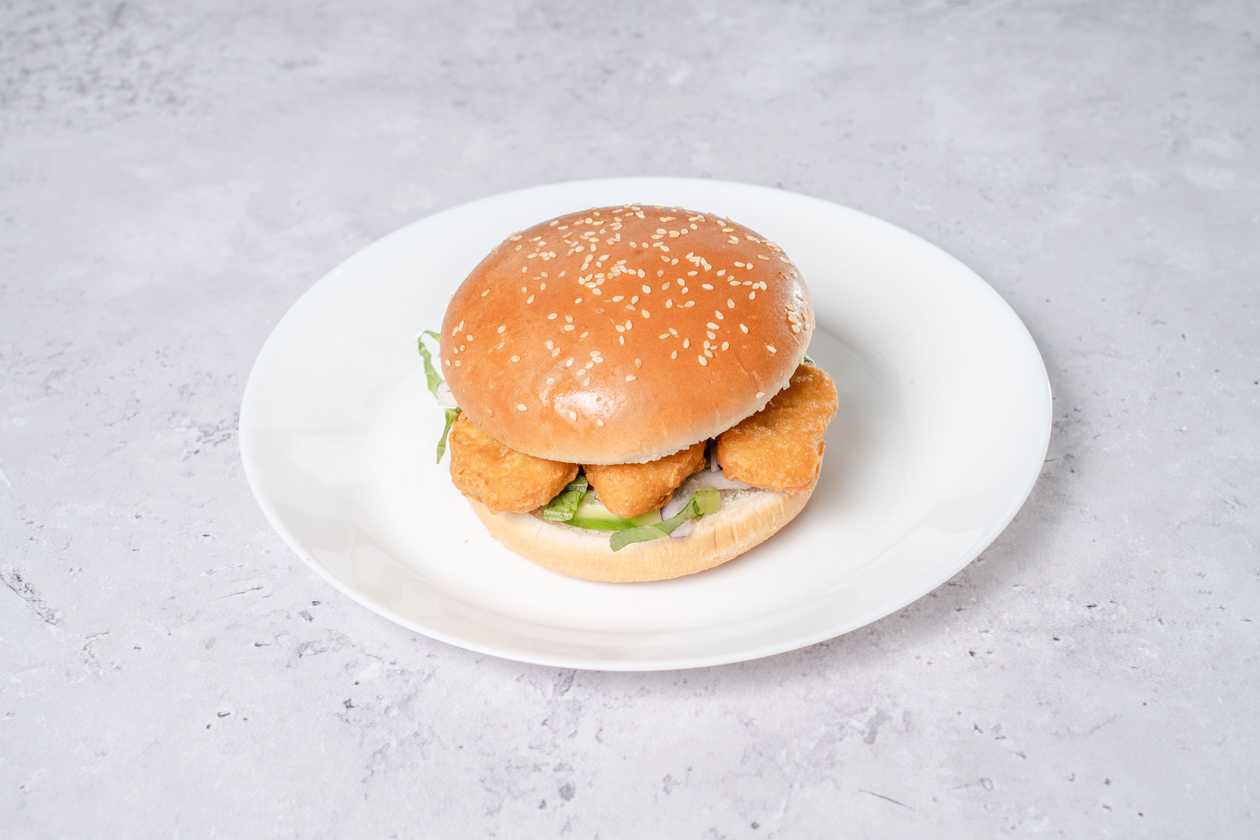 65. Chicken Nuggets Burger