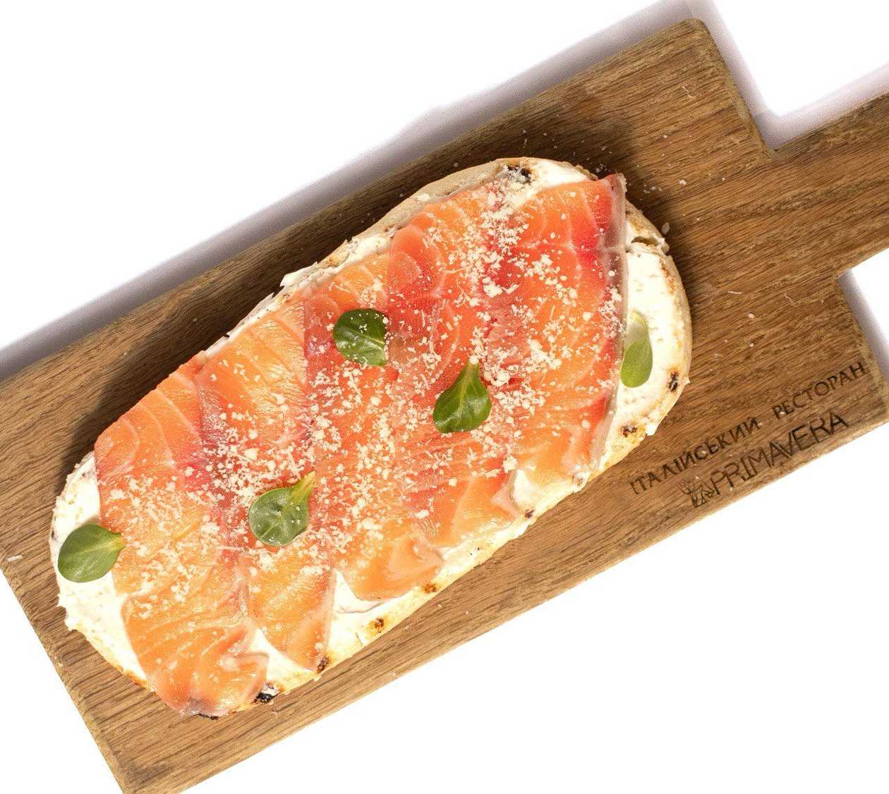 Bruschetta with salmon