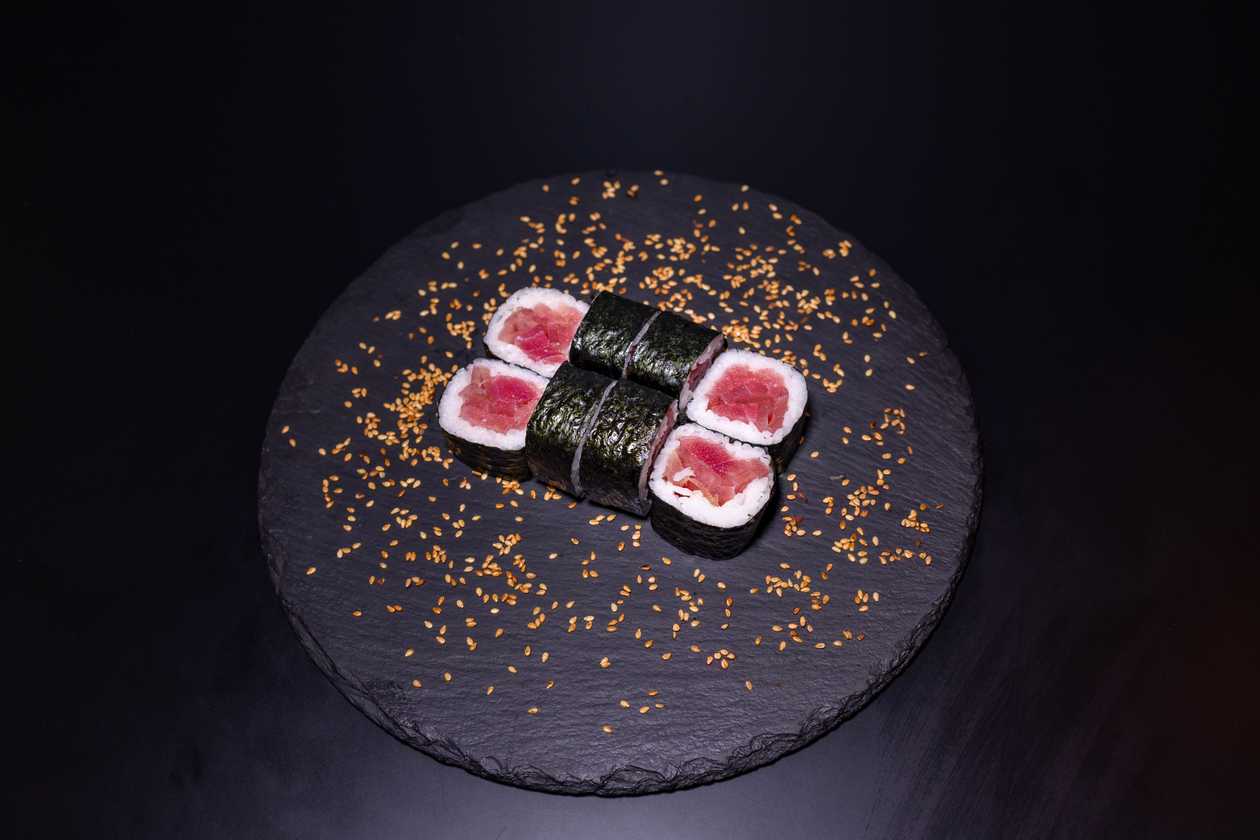 Tuna Maki (10 əd.)