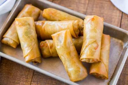 8 pcs Spring rolls ( vegetables mix crunchy rolls served with sweet chilli dip )