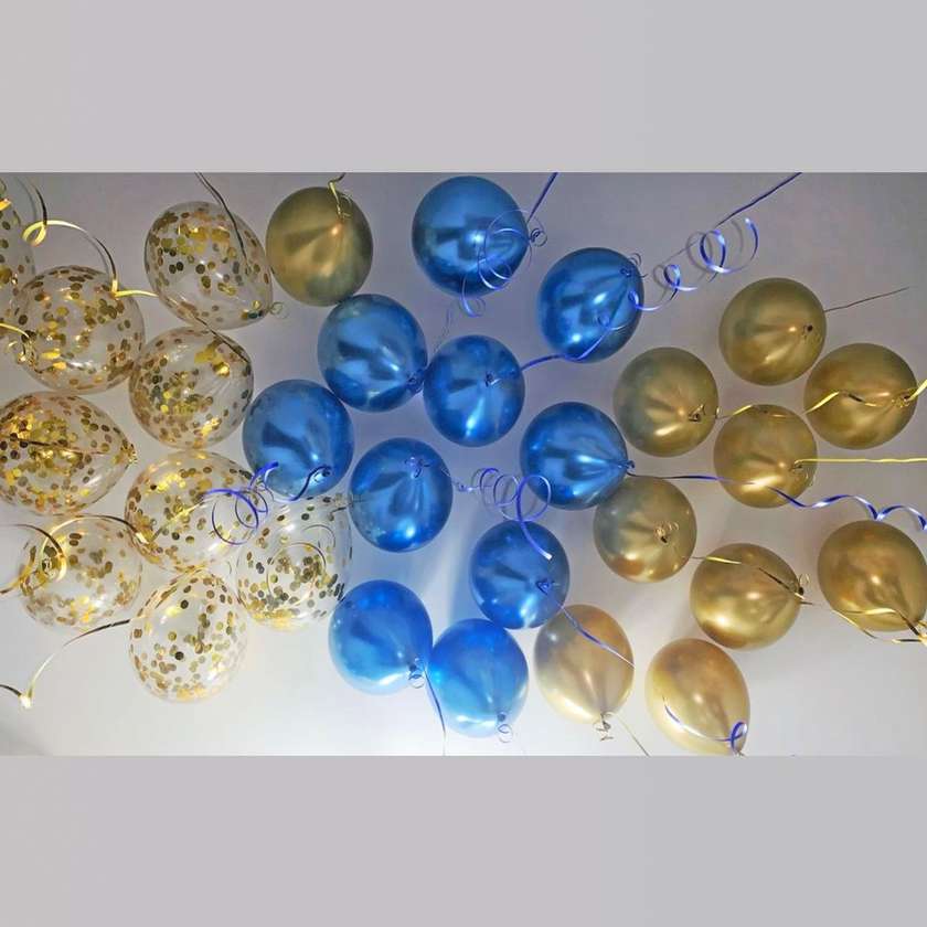 Balloons with helium under the ceiling (29pcs)