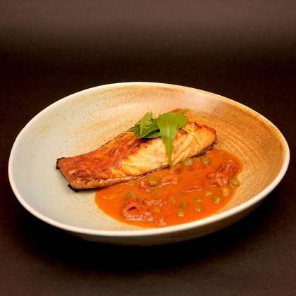 Somon grill cu spanac la tigaie