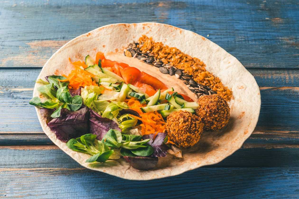 Vegan wrap with falafel