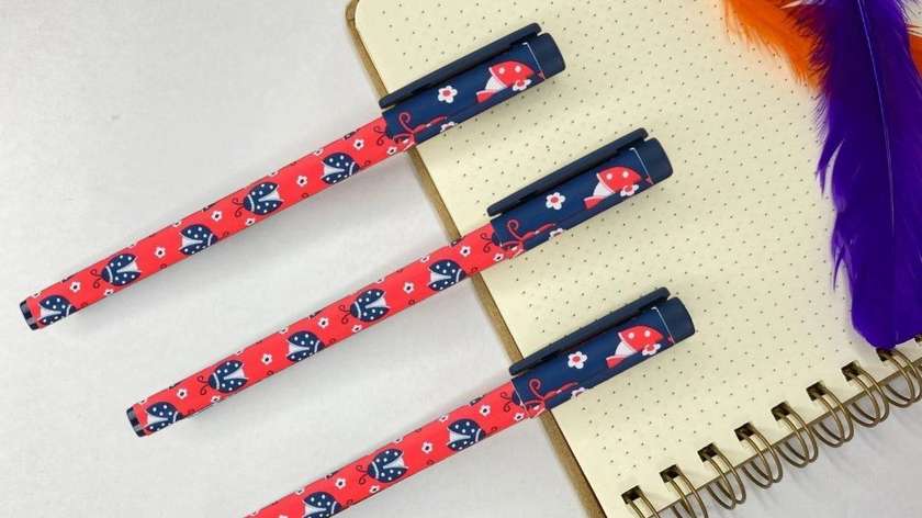 Ladybug Pen, Red