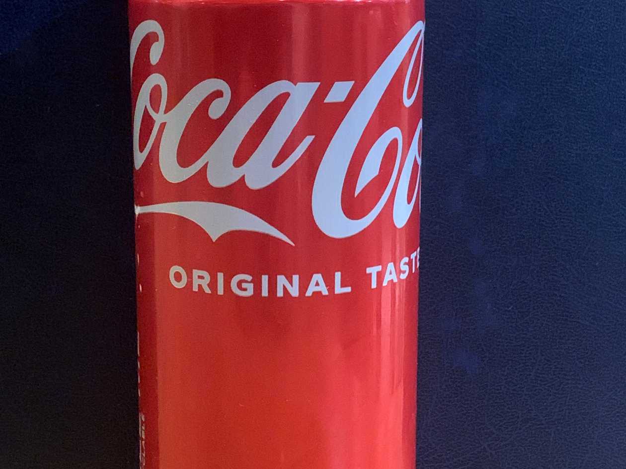 121. Coca-Cola 330 мл