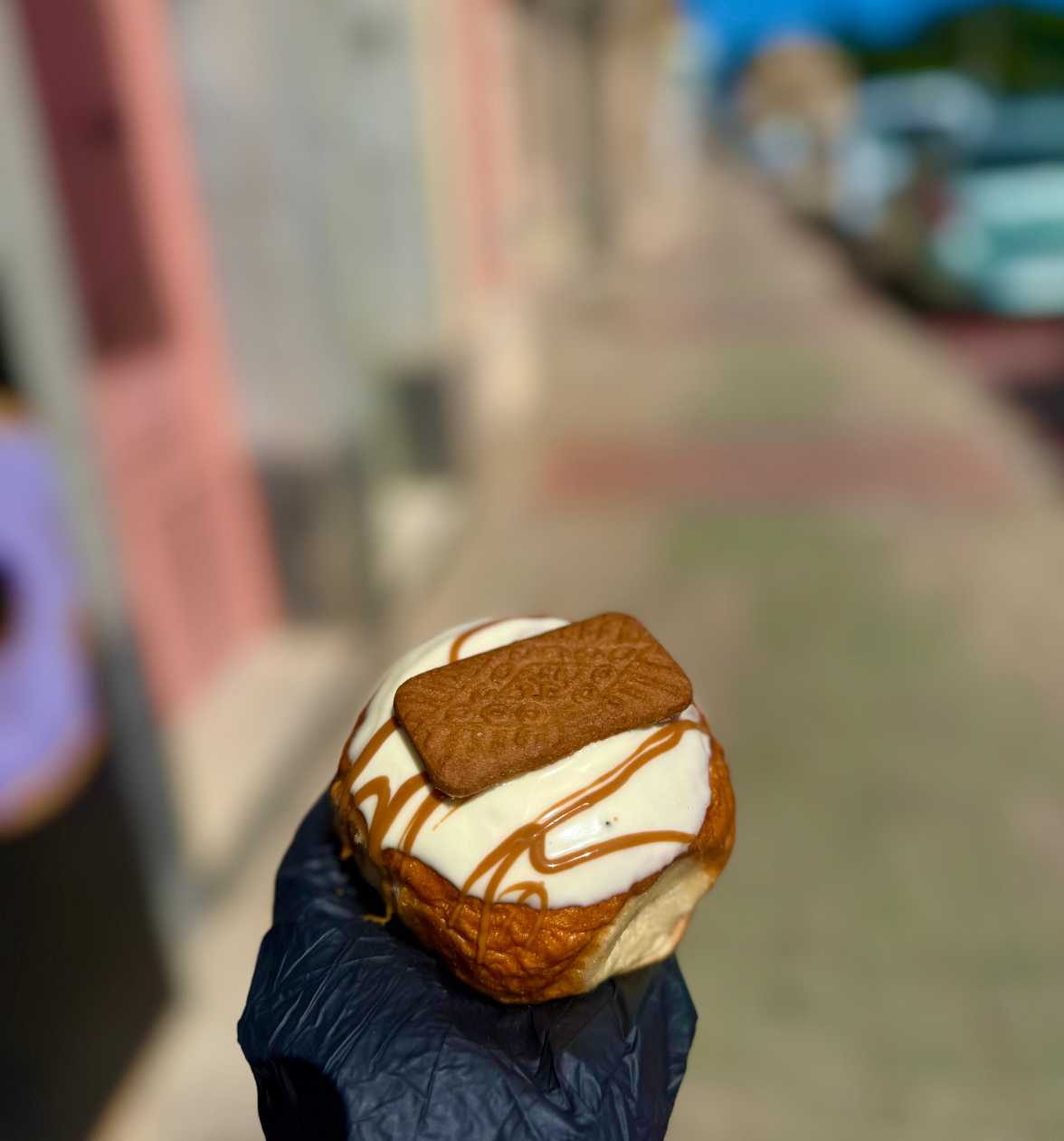 Special Lotus Biscof doughnut - With White choclate
