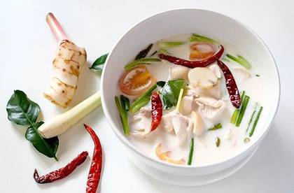 Tom kha gai (ต้มข่าไก่)