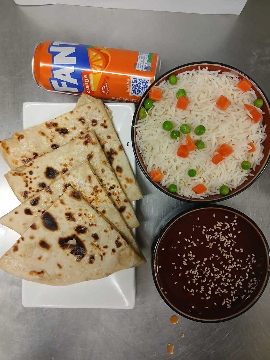 Honey tofu + vegetables fried rice + potato cheese naan + fanta
