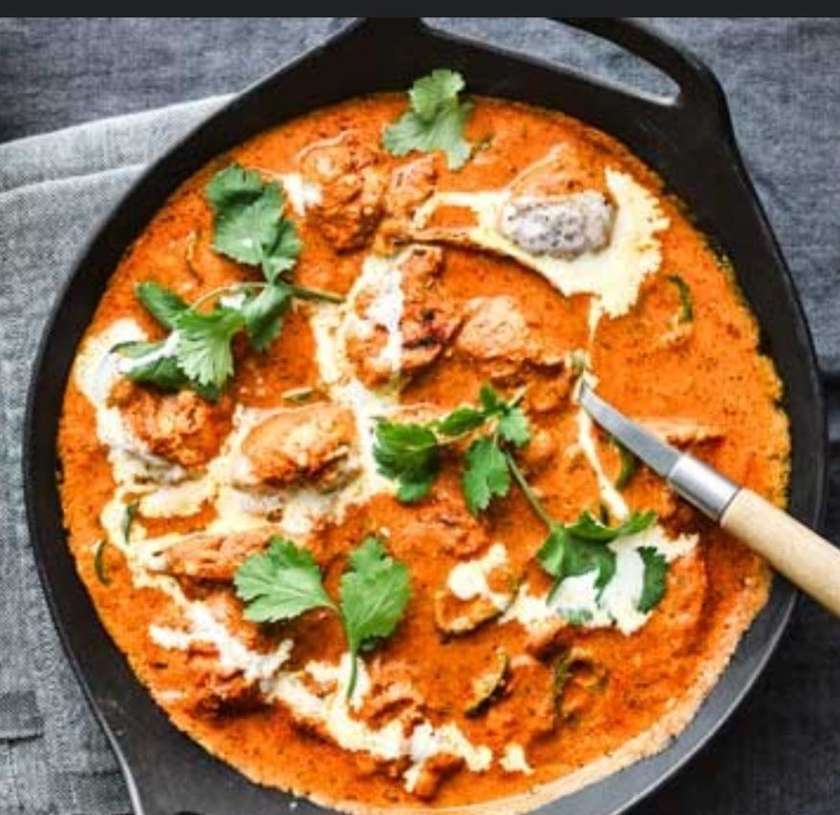 Shahi Vegan Curry with Mashrooms and Green Peas