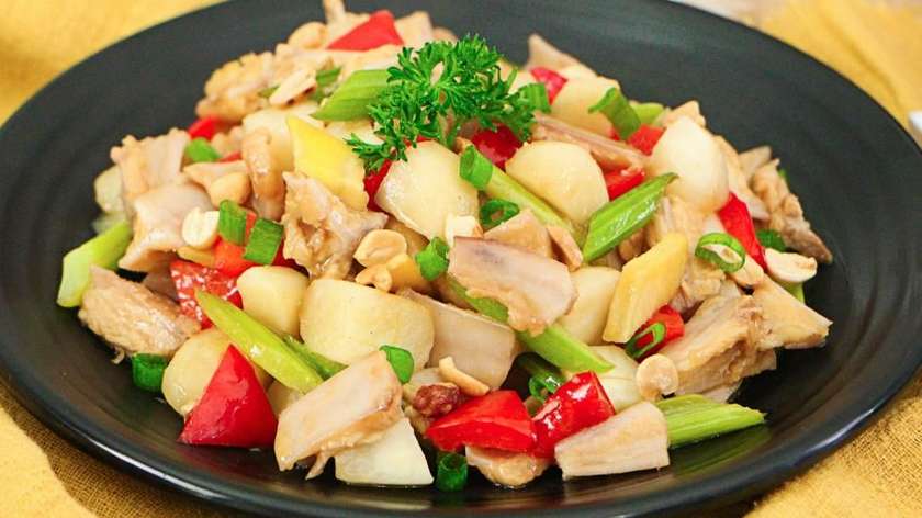 Pui cu legume 400g/ Gà xào rau