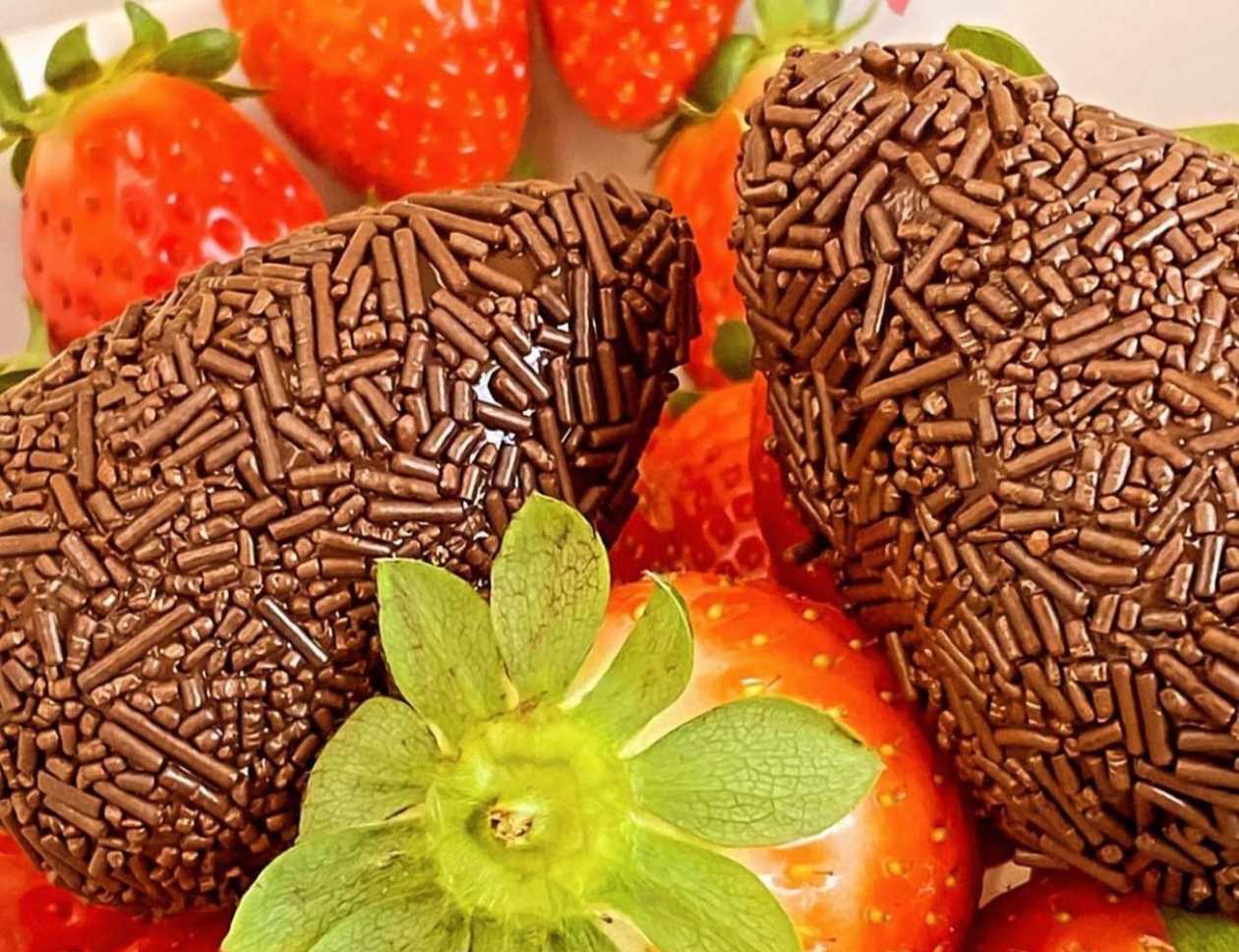 Strawberry Coxinha
