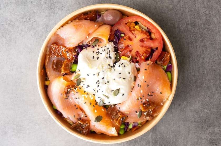 Smoked Salmon Burrata & Sundried Tomato Salad