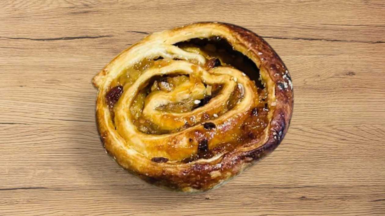 Strudel with Raisins