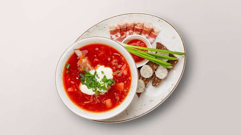 Ukrainian Borscht with Ribs
