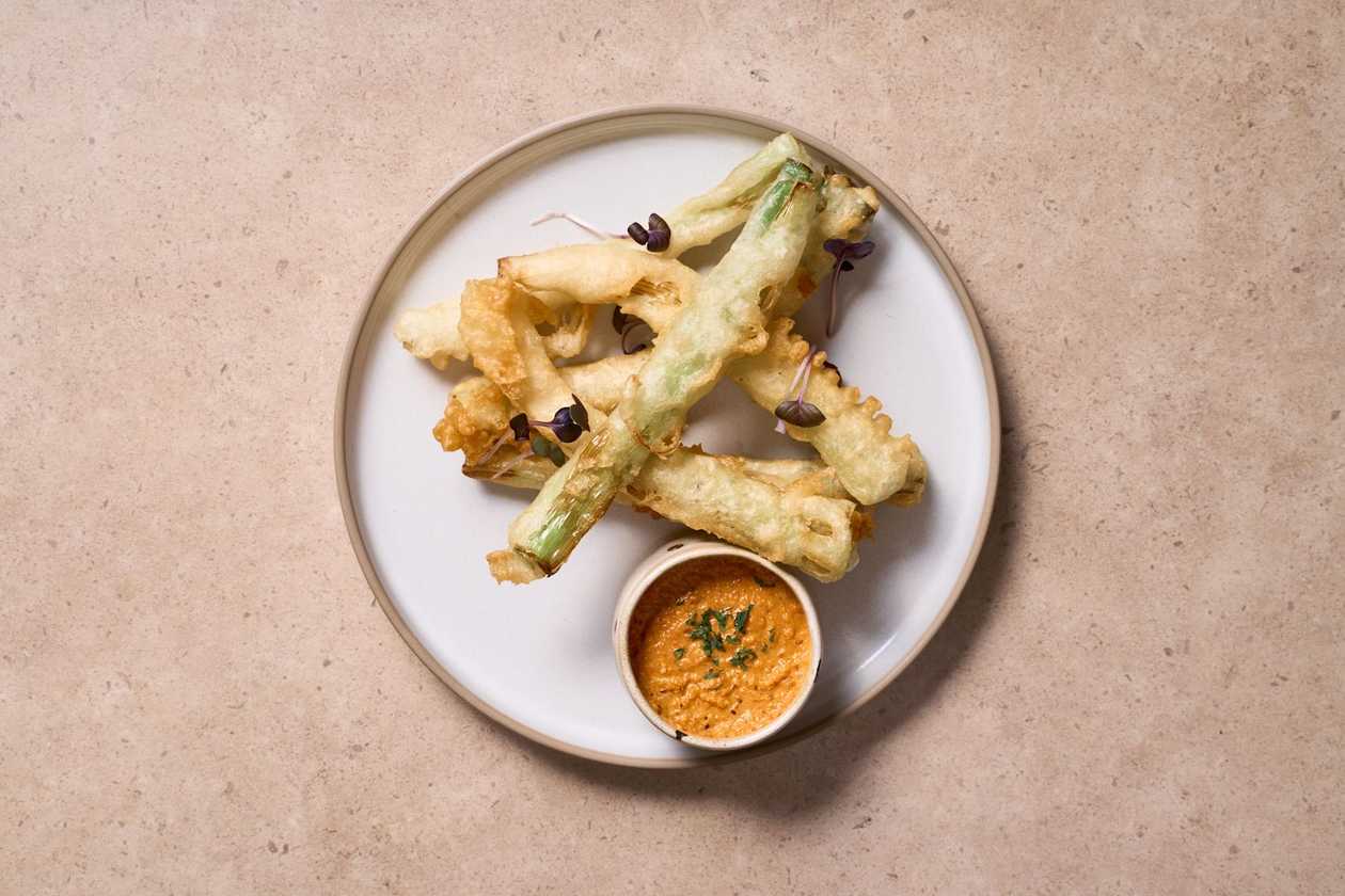 TEMPURA SPRING ONIONS