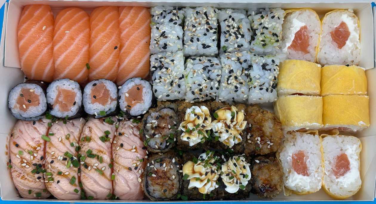 W40 Mixed Sushi (36 Pcs.)