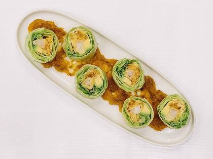 Ebi Salad Roll