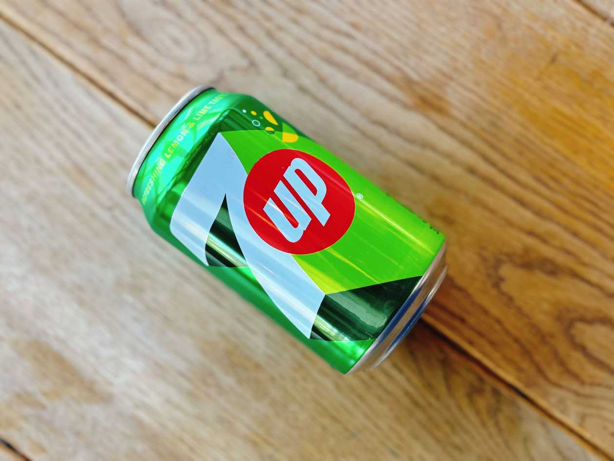 7UP 330 ml