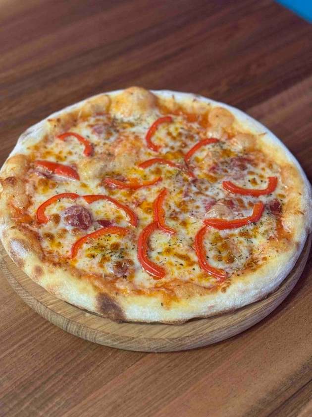 Піца "Салямі велика"