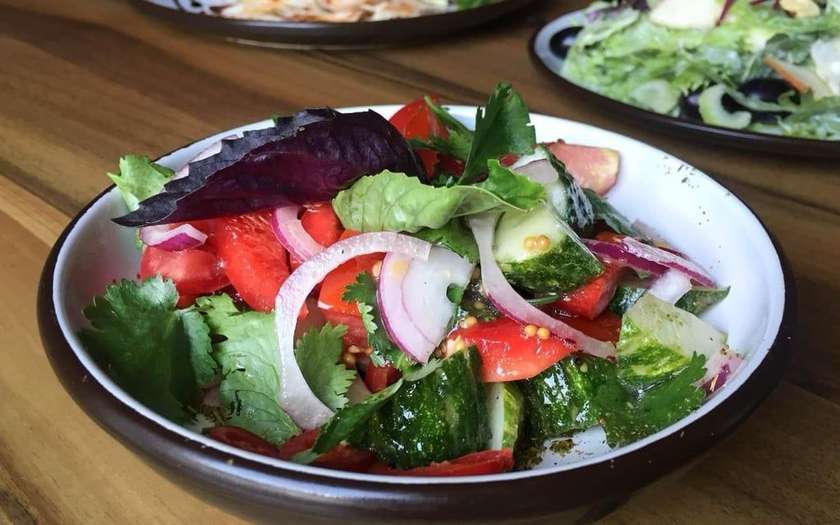 Салат грузинський