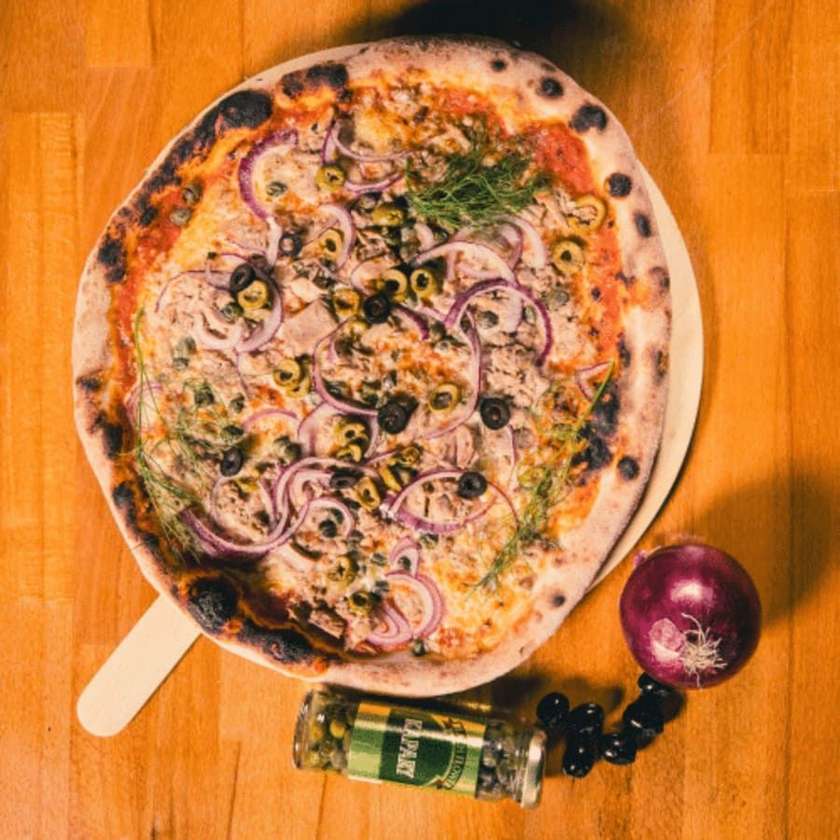 Pizza Tonno