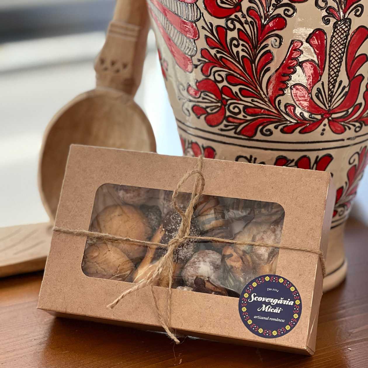 Box mix biscuiti